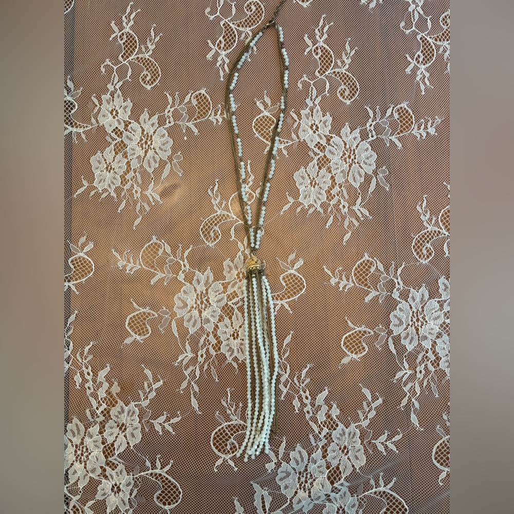 Tassel Fringe Elegant Gold and White Beaded Necklace